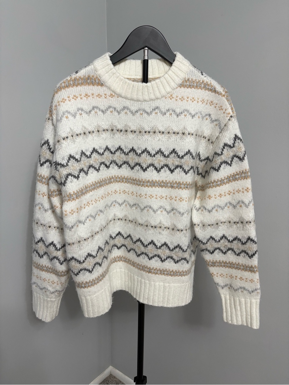 American Eagle Fair Isle Knit Sweater Cream Gray Neutral Boho Cozy Shabby Chic S - Picture 2 of 8